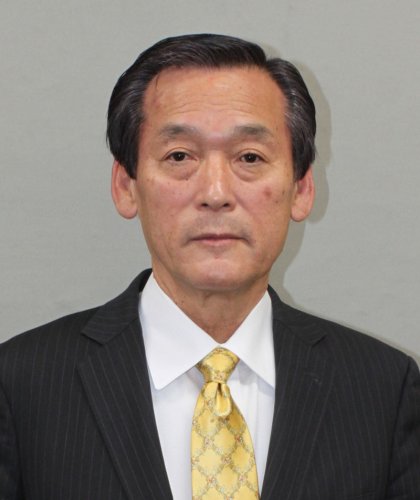 本郷谷健次氏