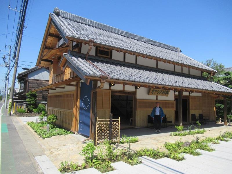 レンタルスペースの施設に生まれ変わった「オアシス妙典」＝市川市妙典１
