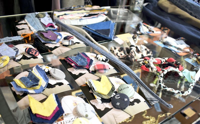 「売らない」アパレル人気　服持参、古着と交換　そごう千葉店初登場　市原の三和さん「豊かな気持ちに」　【ＳＤＧｓちば】