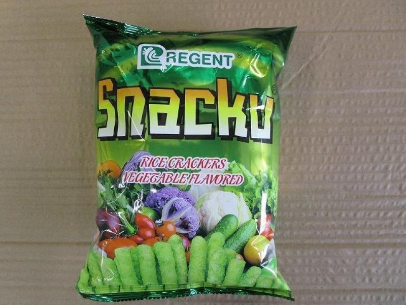 千葉市が輸入会社に回収を命じたスナック菓子（市提供）