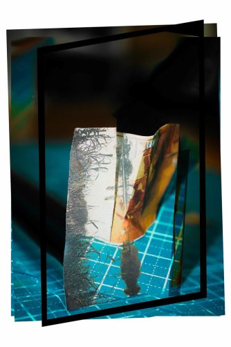 謎めく「ニュース」の数々　密室で日々、地元紙を加工　平本成海展