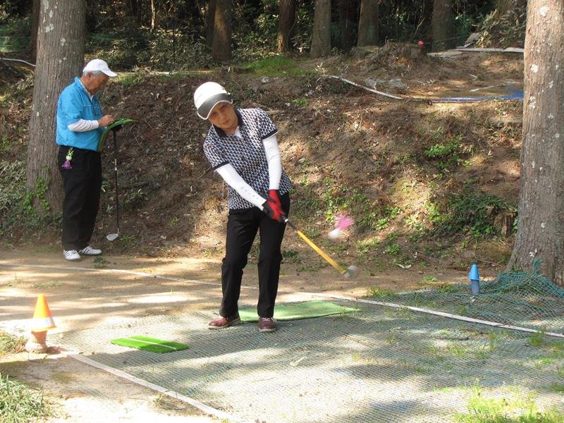 全国ターゲットバードゴルフ　坂内さん２部門Ｖ報告　千葉市訪問「次の大会へ頑張る」