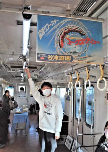 ゲンコツ電車カフェに変身　北総鉄道　西白井基地で撮影見学会　引退１６年、新入社員企画