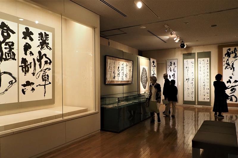 書業６０年「一歩前へ」　袖ケ浦の書家・辻元大雲さん　回顧書展で６５点披露