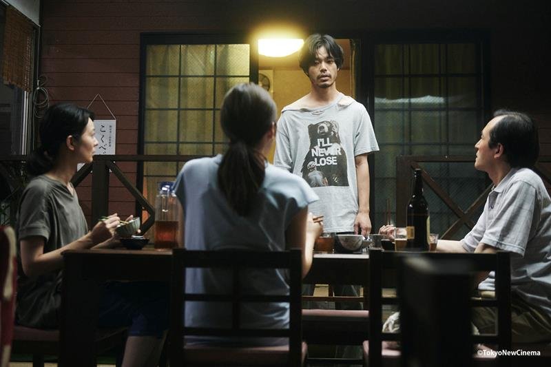 佐近監督“聖地”がい旋　京成ローザで舞台あいさつ　映画の道進むきっかけの場所　「わたしの見ている世界が全て」