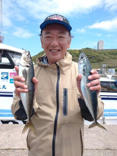飯岡沖でゲットしたアジ（写真は「隆正丸」提供）
