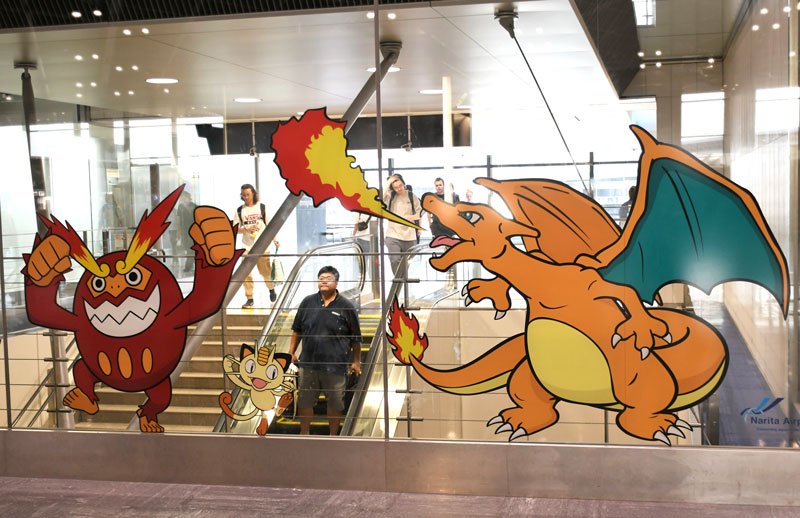 ピカチュウやヒトカゲが歓迎！　成田空港にポケモン集合　ターミナル装飾、キャラクター１７０種類　