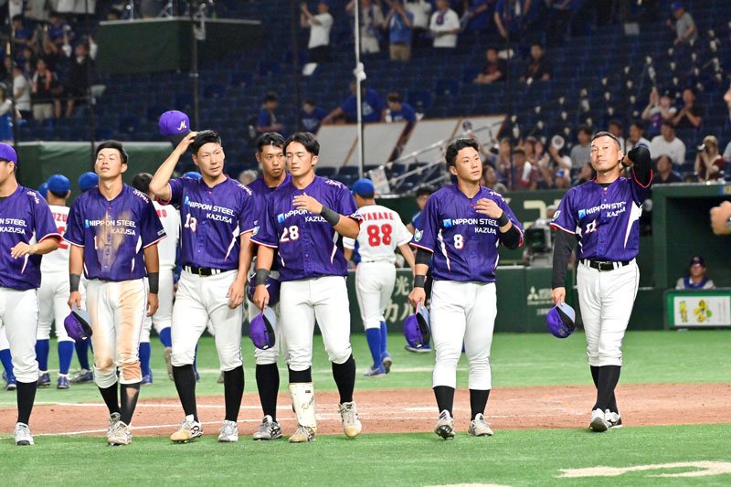 ２年連続で初戦敗戦した日本製鉄かずさマジックナイン＝東京ドーム