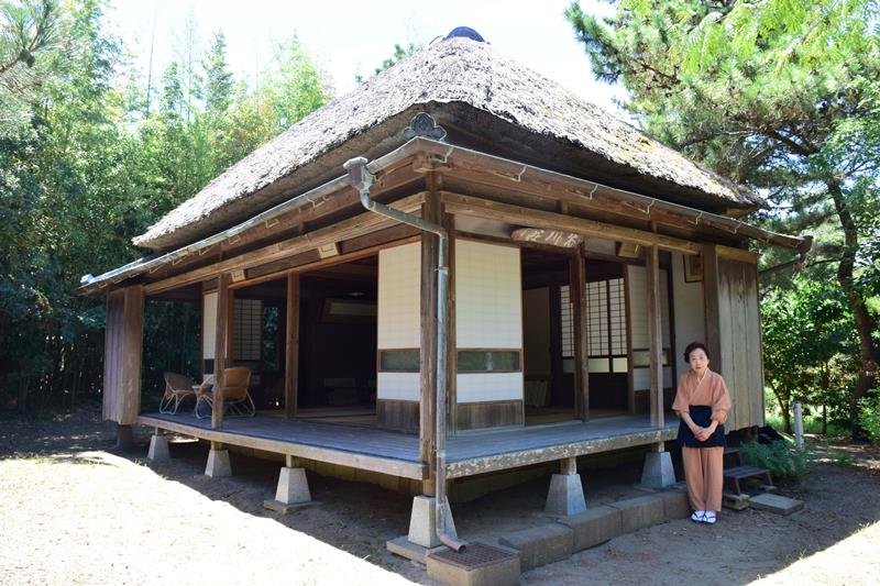 芥川龍之介が滞在した一宮館の離れ。国の登録有形文化財になっている＝一宮町
