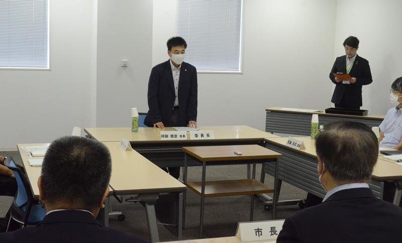 市や業者に聴き取りへ　第三者委初会合、委員長方針　山武市土砂問題