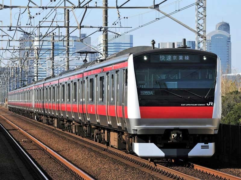 京葉線（ＪＲ東日本千葉支社提供）