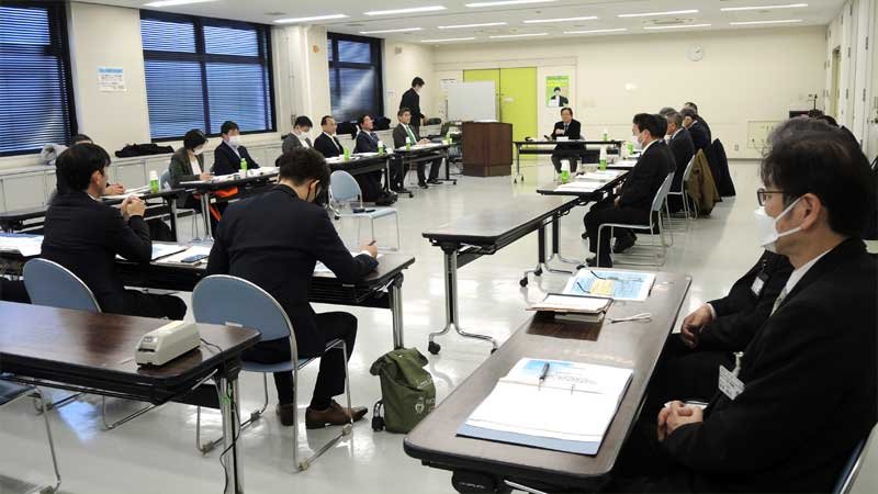 「松戸市都市計画マスタープラン（市街化調整区域編）」案についてのパブリックコメント結果が報告された市都市計画審議会＝９日、同市