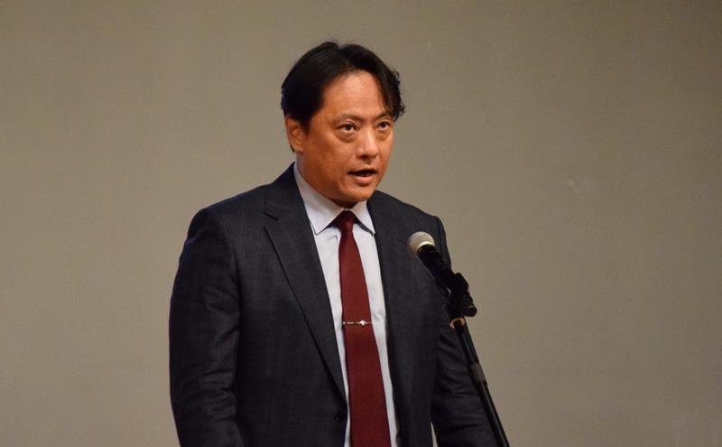 ギャンブル依存症対策などへの理解を求める星山理事長
