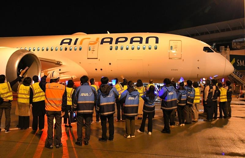 成田空港から新たな空旅　国際線第３ブランド活気　低価格とサービス両立　訪日客需要取り込みへ