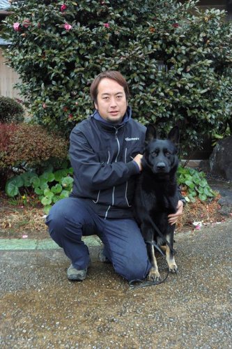岩手で救助犬と捜索活動　事前の備え、重要性呼びかけ　四街道の鈴木浩司さん（３８）【東日本大震災１３年】