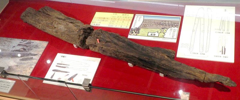 希少な「修羅」初公開　「古墳時代の謎の木の道具たち」展　木更津　当時の暮らしに思いはせ