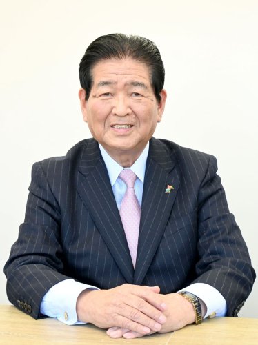 地引忠洋氏