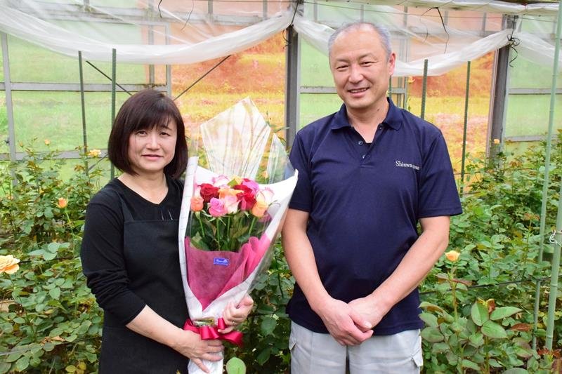 モバラ節目バラで彩る　米田さん夫妻“花文化”普及に尽力　「千葉の産地知って」