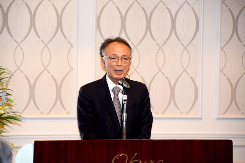 あいさつをする伊藤会長＝千葉市中央区