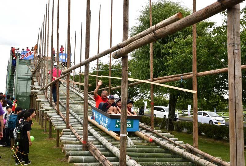 色鮮やかアジサイ見頃　多古の初夏彩るイベント盛況　栗山川沿い、ステージイベントも