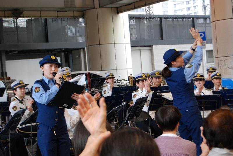 痴漢撲滅へ警戒強化　千葉県警が増加傾向の夏を前に対策　「被害に遭ったら助け求めて」　最近は触らない手口も