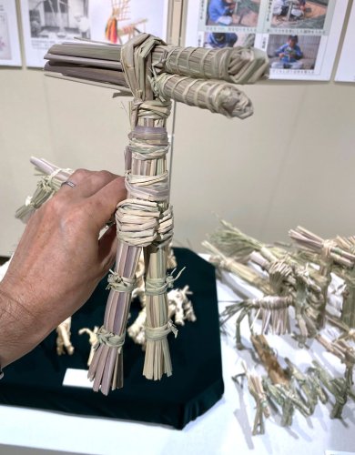 市原市でかつて七夕に作られていたマコモ馬＝市原歴史博物館