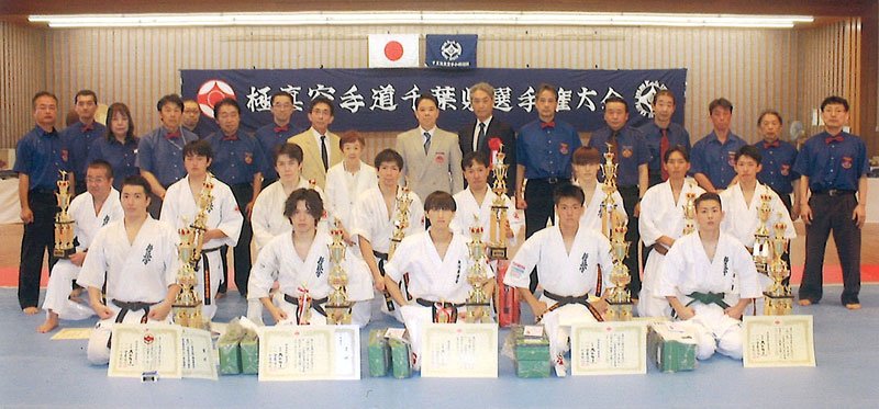 各階級の優勝者ら