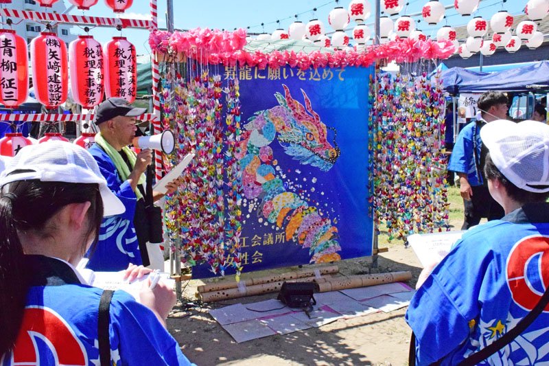 茂原七夕まつり開幕　鮮やか装飾、商店街彩る　２７日まで