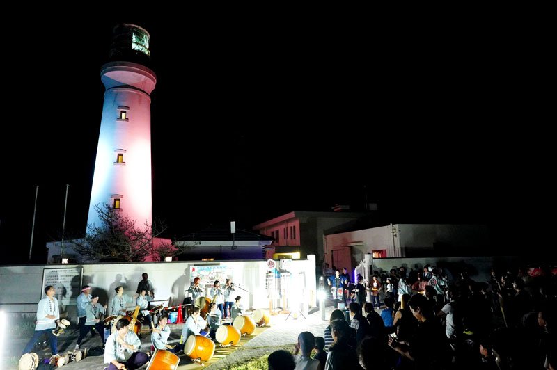 夜の灯台、光と音の夏舞台　銚子