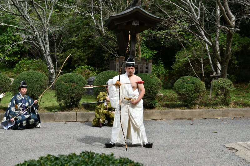 １００年ぶり大鳥居一新　香取神宮　壮麗、優美な“玄関口”に　式年神幸祭控え整備