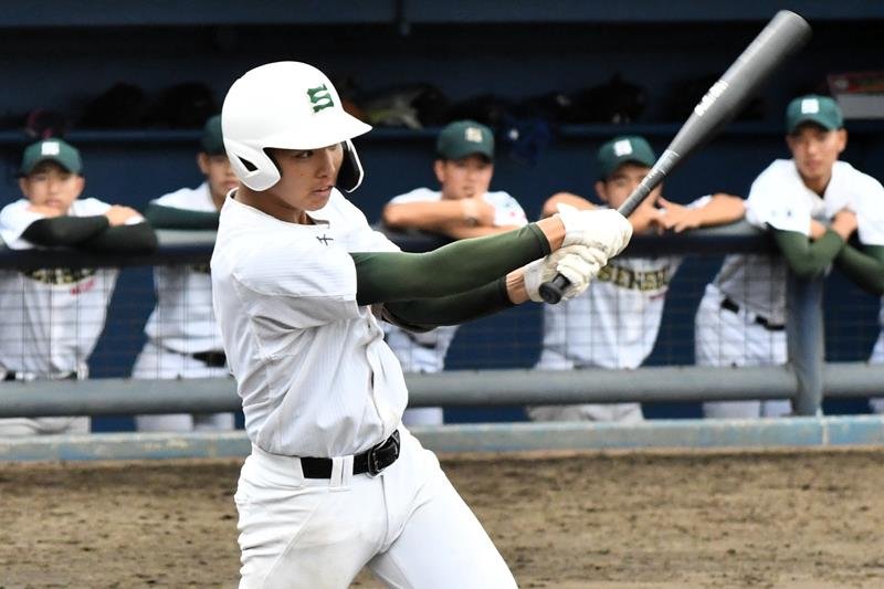 秋季大会で打率６割超をマークした専大松戸・門倉＝昨年１０月、千葉県総合ＳＣ

