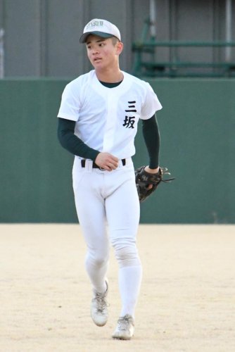 三坂辰伸外野手