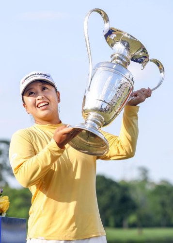 女子ゴルフのシェブロン選手権でメジャー初優勝を果たした西郷真央。米ツアーも初制覇＝昨年４月、米テキサス州のカールトンウッズ・クラブ（共同）

