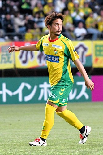 後半から途中出場した千葉・田口＝１０日、フクアリ