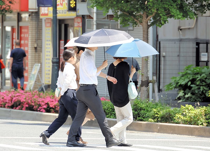 千葉県内今年初の真夏日　３１・４度の市原など４地点　全国では猛暑日も