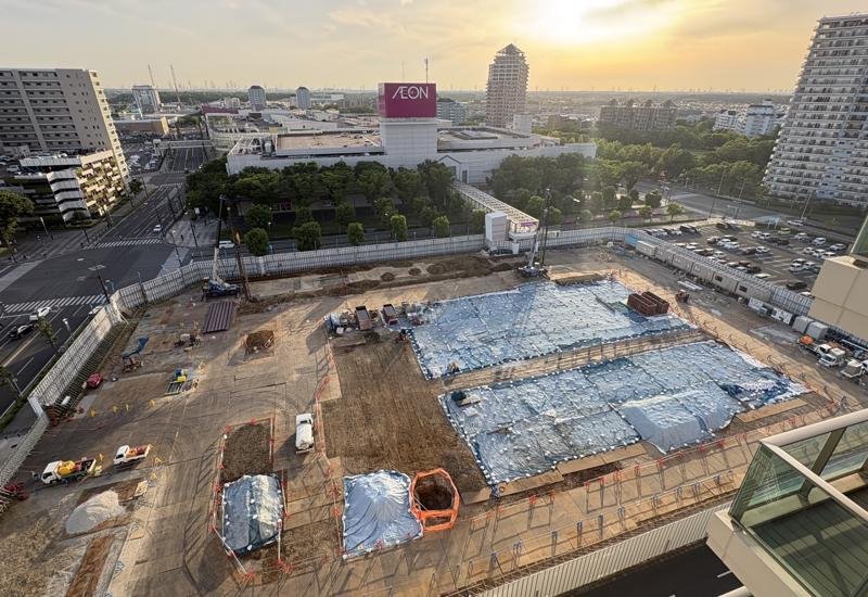 付近のマンションから見たデータセンターの建設予定地＝１９日、印西市（原告住民提供）