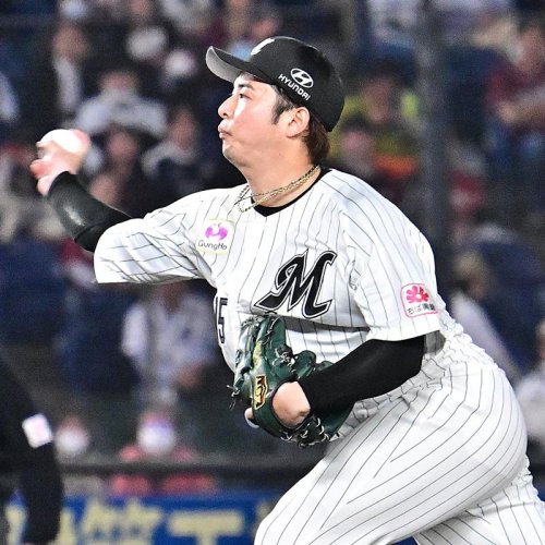 抑えの立場を確立しつつある千葉ロッテの右腕・横山＝４月、ＺＯＺＯマリン

