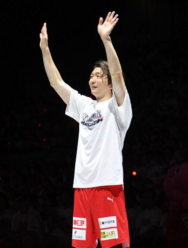 引退試合　西村「幸せな選手生活」　有終の美飾る　千葉ジェッツ