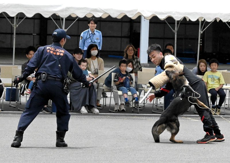 成田空港守る仕事紹介　千葉県警空警隊で就職説明会