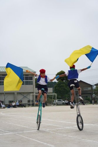 息合わせ大技、会場沸かす　運動会で一輪車　いすみ・浪花小　児童ら成長の証
