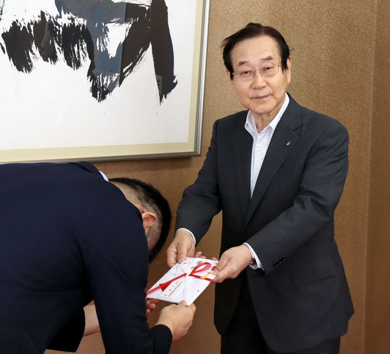 千葉県信用金庫協会　【千葉日報福祉事業団へ寄託】