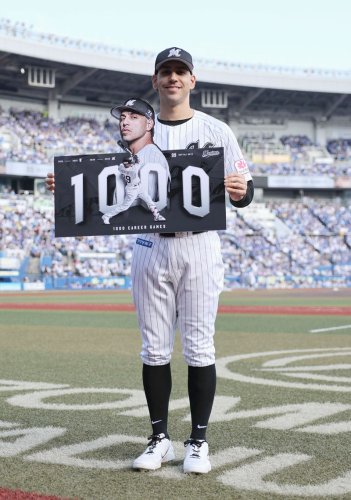 ６月１３日のＤｅＮＡ戦で通算１０００試合出場を果たしたソト＝ＺＯＺＯマリン