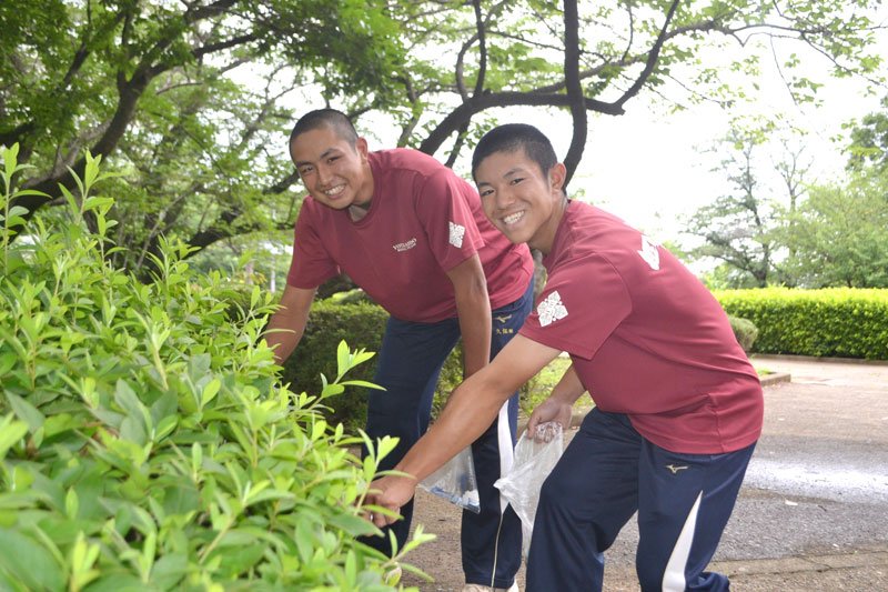 ごみ拾い地域へ恩返し　四街道高校野球部　毎月清掃活動真の強さ育む