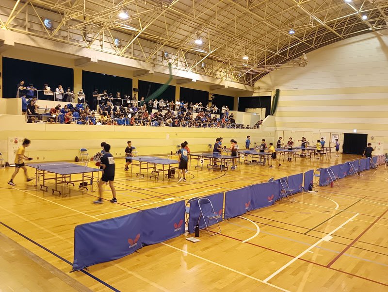 中学生が熱戦を繰り広げた春季南総地区卓球大会（夷隅卓球連盟提供）