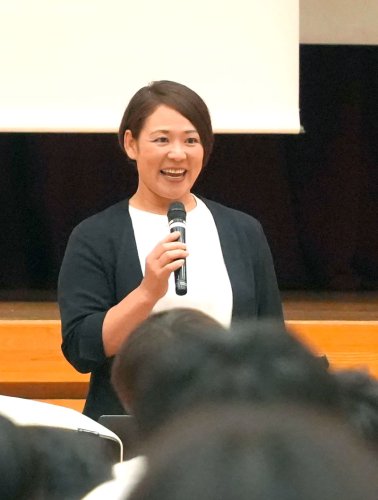 歴史と伝統胸に未来へ　旭市立飯岡中　創立７０周年式典