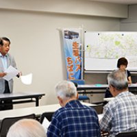 北総線“代替バス”　「１日３００人超利用、住民に定着」　印西で支援団体が報告会　