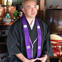 円東寺住職でパフォーマー　大道芸、執筆、多彩に活躍　「お釈迦さまならこう言うね！」を出版　増田俊康さん（４５）＝流山市＝　【市井の人】
