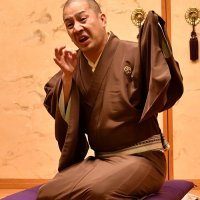 原点の寄席 磨くため立つ　野田市出身・落語家　春風亭一之輔さん