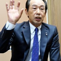 「地元の銚子商で甲子園に行きたかった」と振り返る篠塚和典＝東京都内