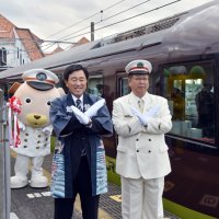 Ｘ　ＪＡＰＡＮ名曲発車メロディーに　ゆかりの館山駅１００周年で　Ｎゲージや記念ロゴ展示も